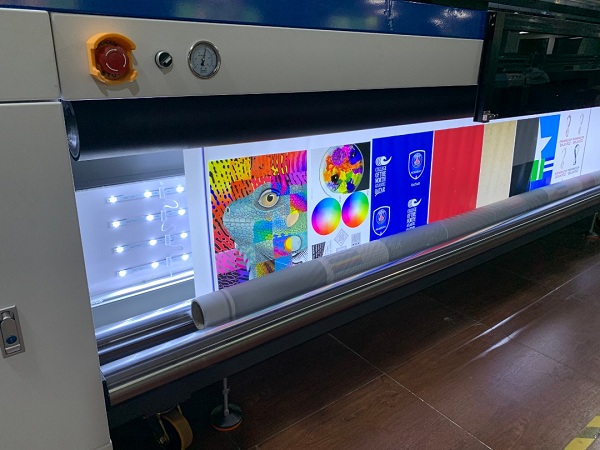 High Speed UV Roll To Roll Printer Ricoh Head For Leather Printing