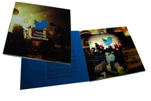 2.8 - 10.1 Inch Wedding LCD Invitation Card With Built - In Speaker