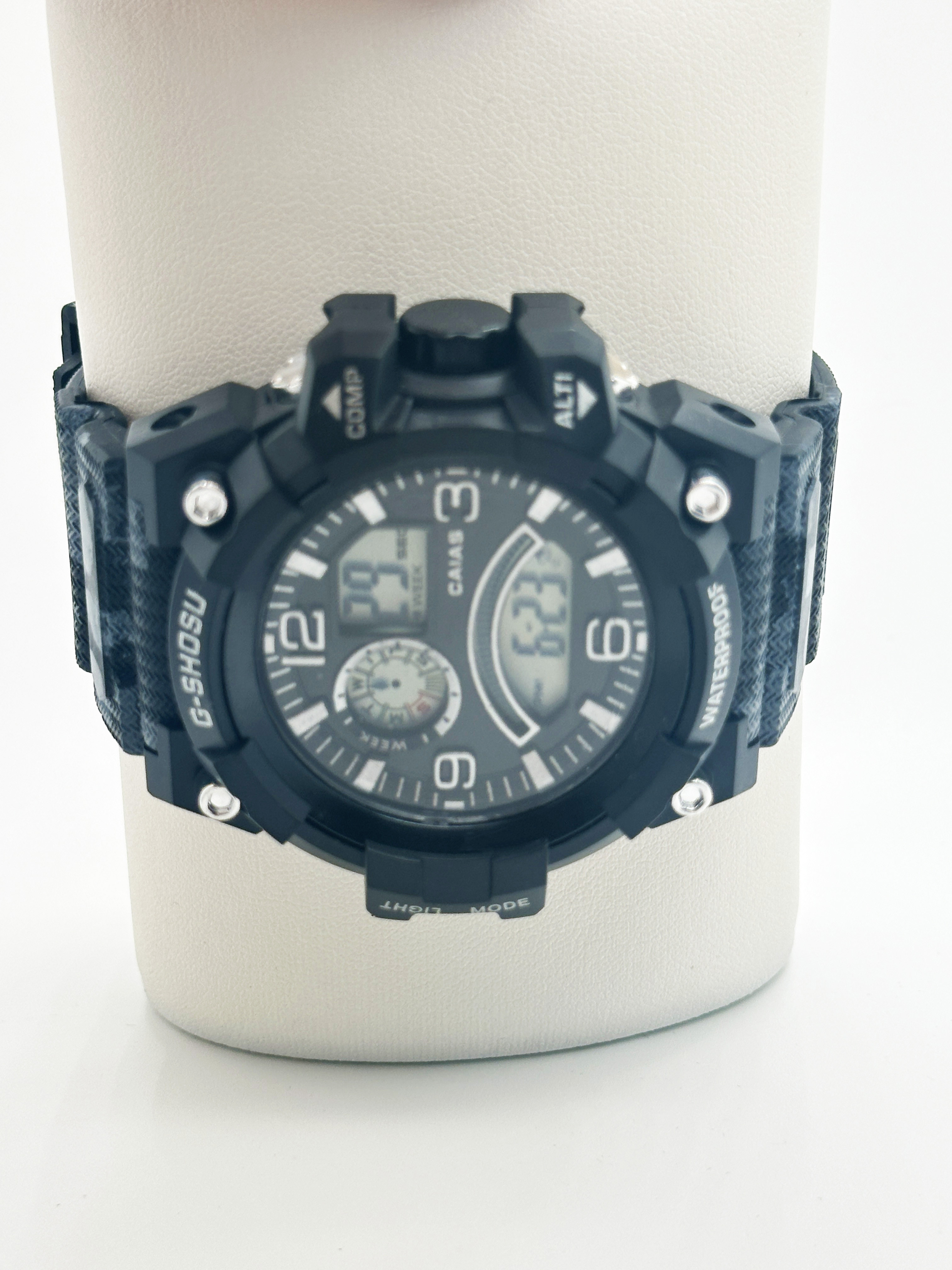 Durable Silicone Band Mens Watch Tear Resistant Digital Wrist Watch