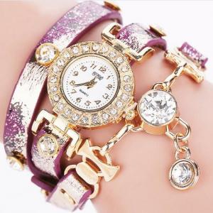China Newest design Long Strap Diamond Chain Fashion Lady Leather Bracelet Watches on sale