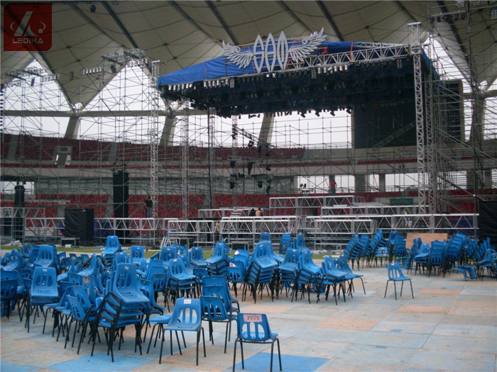 Outdoor Events Stage Roof Truss Material 6082 12 - 30m Max Span for Hanging Lamps