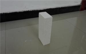 China High Temperature Clay Refractory Fire Bricks Heat Insulation Abrasion Resistance on sale