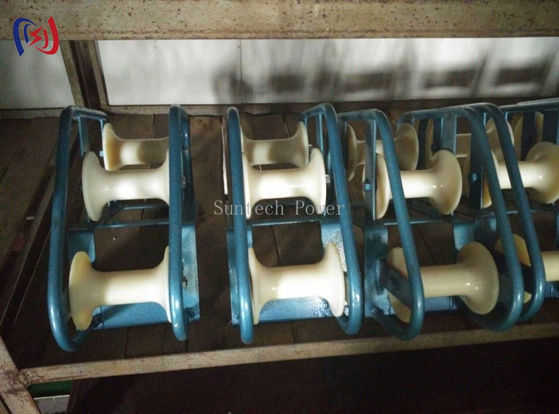 Multi-Roller Pithead Cable Pulling Rollers SHL700J3 With Rated Load 10-20KN