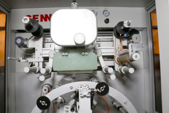 1 Color Auto Hot Stamping Machine Flexible And Practical Performance Parameters For Bottle