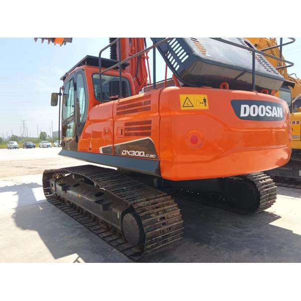 DOOSAN DX300 High Performance Hydraulic Excavator Used Construction Machine With Good Engine Low Price for Sale