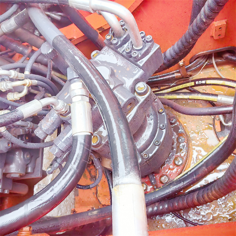 Good Condition Doosan DX225 Used Excavator 22 Ton Earth-Moving Machinery Made in Korea
