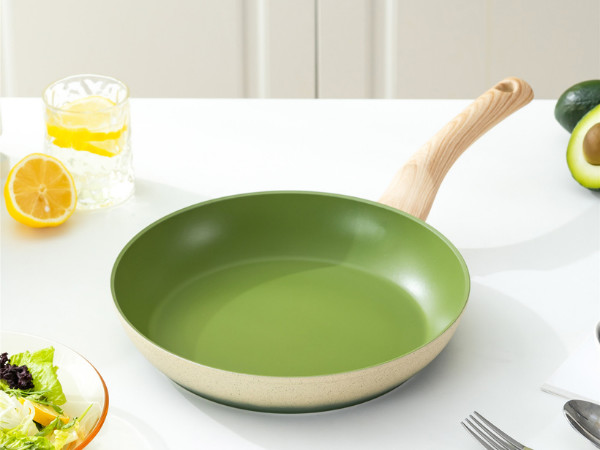 Versatile 12Inch Chinese Wok Pan With Flat Bottom And Heat Resistant Handle