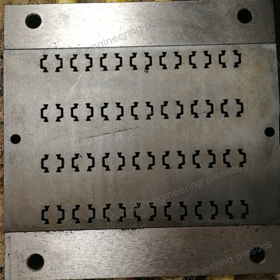 PA66 Heat Insulation Strip Plastic Moulding Dies Extrusion Tools