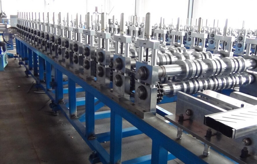 7.5 Kw Downspout Roll Forming Machine High Speed 0.45 - 0.55mm Galvanized Steel