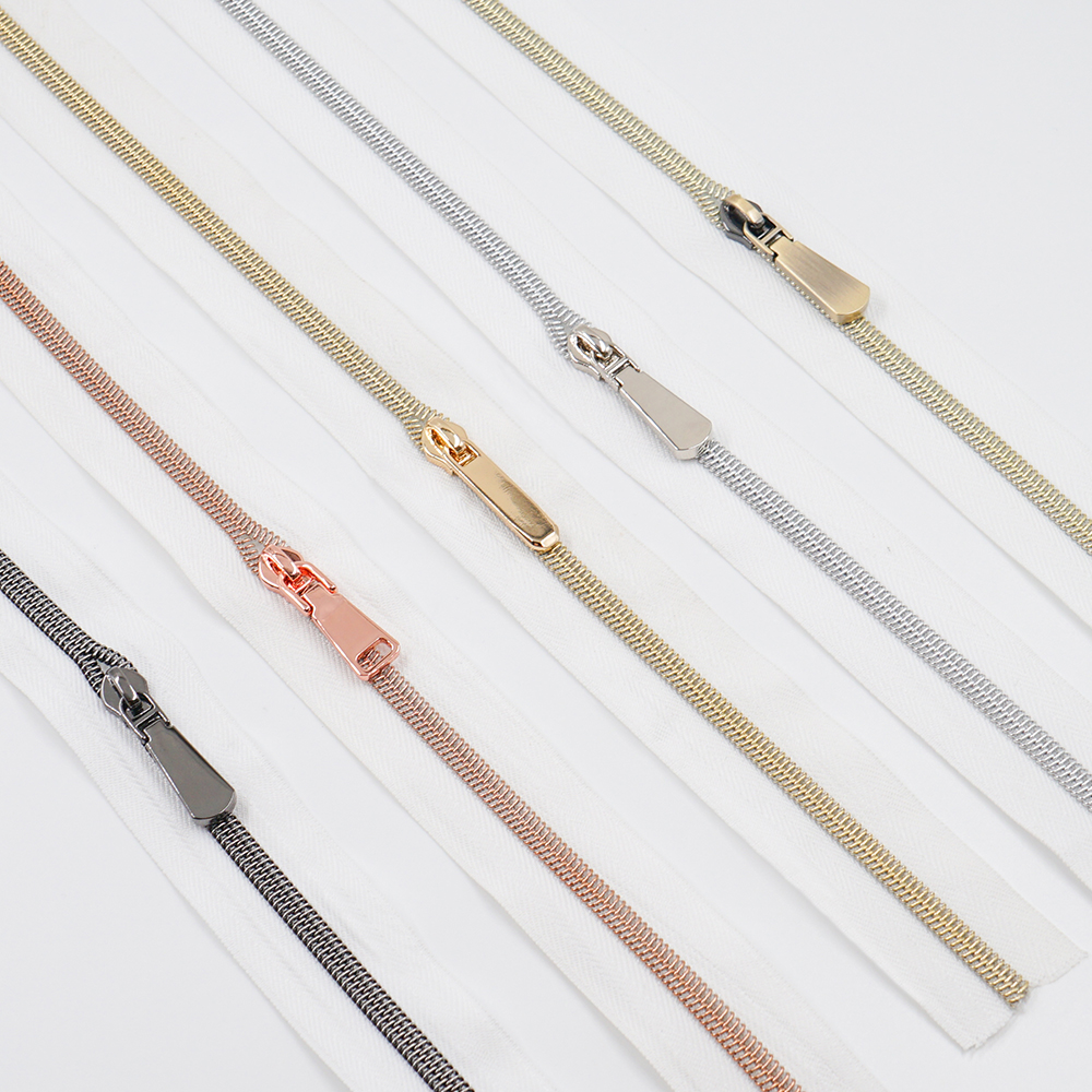Custom Metal Zipper for Clothing Customers' Color Sample Tape Color Widely Used