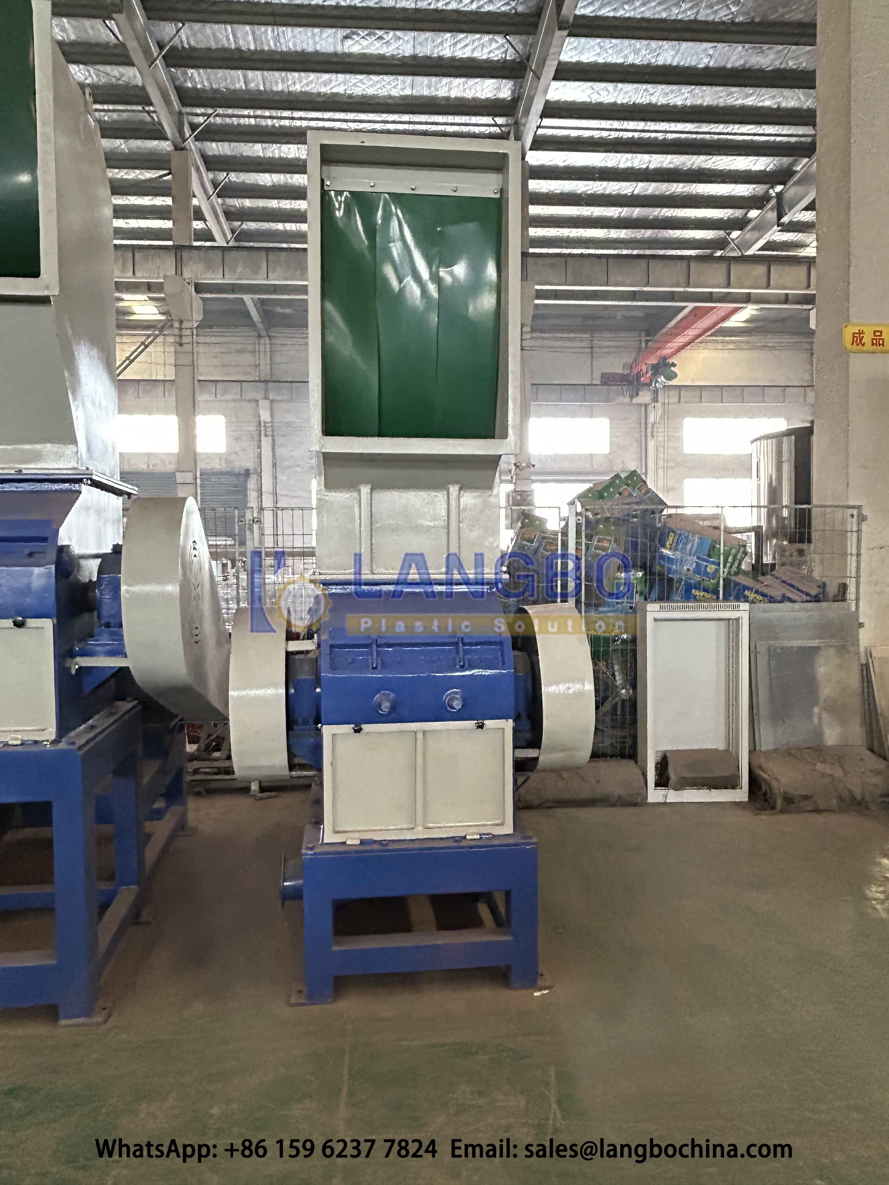 Crusher For Injection Molding Parts Plastic Waste Recycling Machine