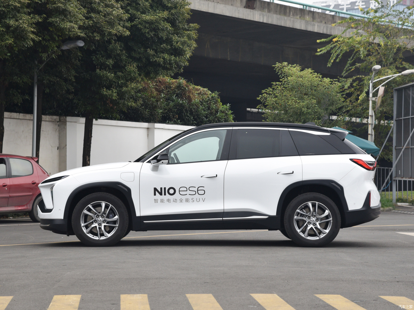 Electric Car Nio ES6 2022 High Quality New Eec Four Wheel 5 Seat 465KM Signature Edition new car