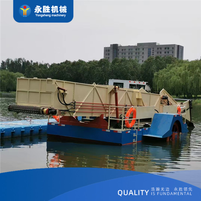 105kw Aquatic Weed Harvesters 9CBM Fully Automatic For Floating Garbage