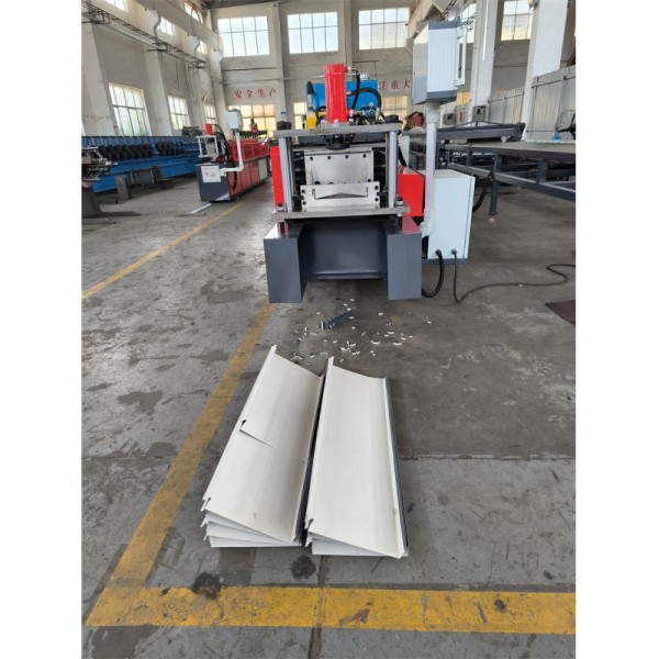 Gl Aluminum PPGI 0.7-1.2mm Thickness Snap Lock Standing Seam Roll Forming Machine For Roofing Construction