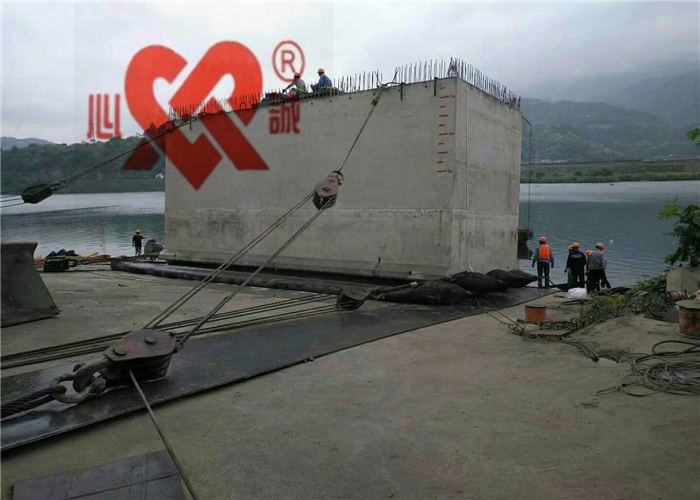 8m-24m Long Heavy Duty Marine Air Bags With High Pressure Easy To Install