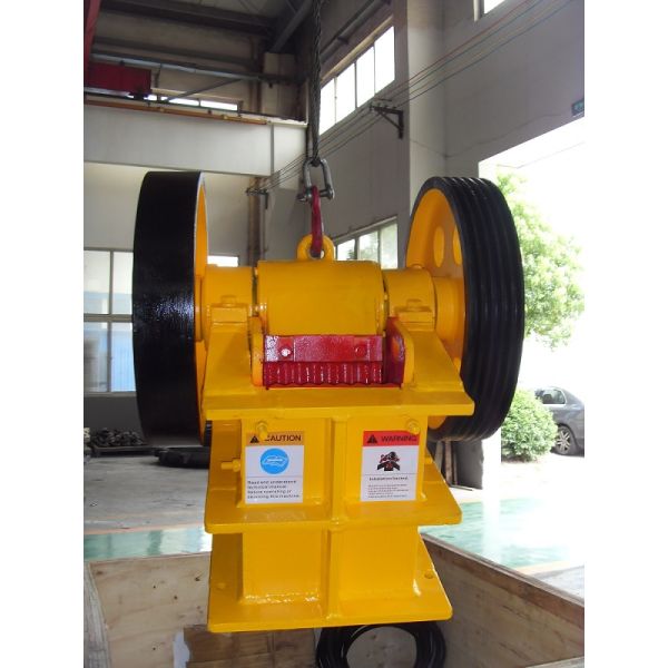 High Efficiency Mining PE Jaw Crusher , Lab Jaw Crusher 1 Year Warranty