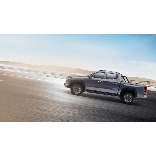 Changan Lantazhe Pick Up Truck with 6-Speed Manual Gearbox and LED Headlight on Sale