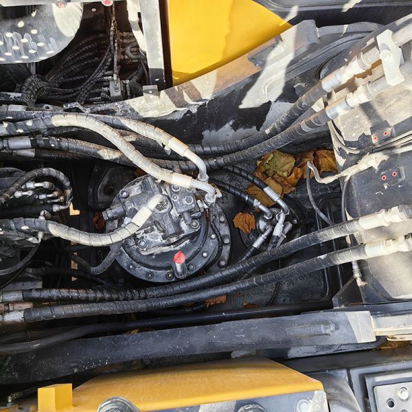 EC240 Volvo Excavators Second Hand Middle Size 1.2m3 Bucket Capacity Volvo D7D Engine