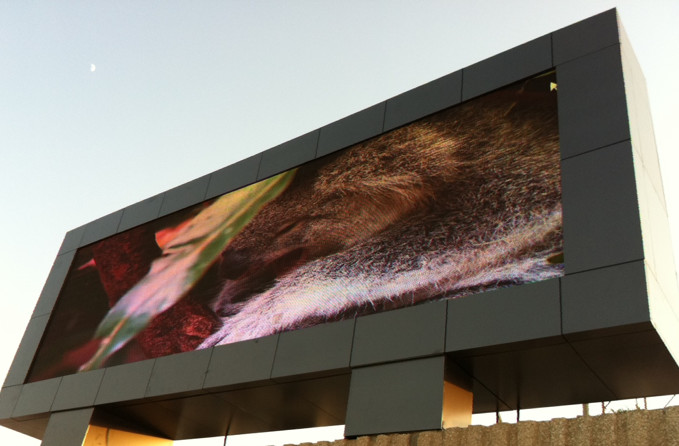 SMD 2727 Outdoor Fixed LED Display P5.7 Waterproof IP65 960×960mm Size