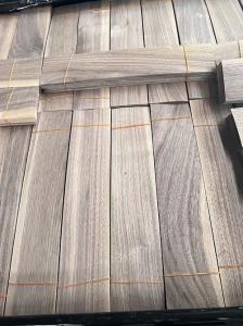 China 1.2mm American Black Walnut Veneer For Engineered Flooring Top Layer on sale
