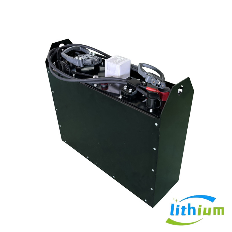 620X190X520mm Storage Solar Battery With Lithium Cell Lpe200 25.6V 173ah