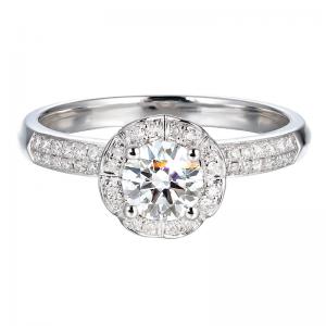 China 0.5ct 0.28ct 18K Gold Diamond Rings 2.9g Edwardian Cluster Engagement Rings on sale