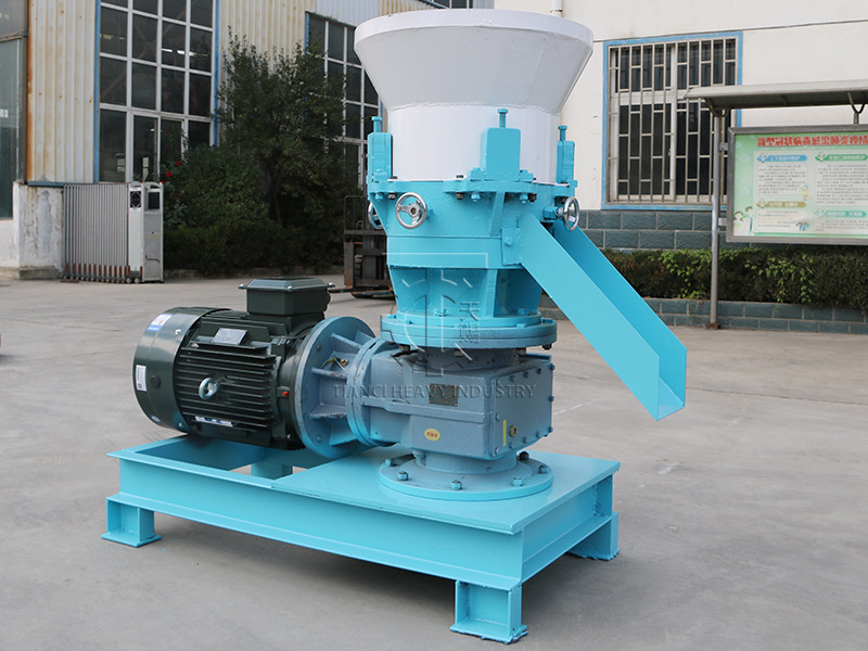 Bentonite Cat Litter Granule Making Machine Flat Film Extrusion Granulator