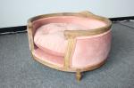 Nice design furniture for dogs oak wood frame dog house good cushion with velvet