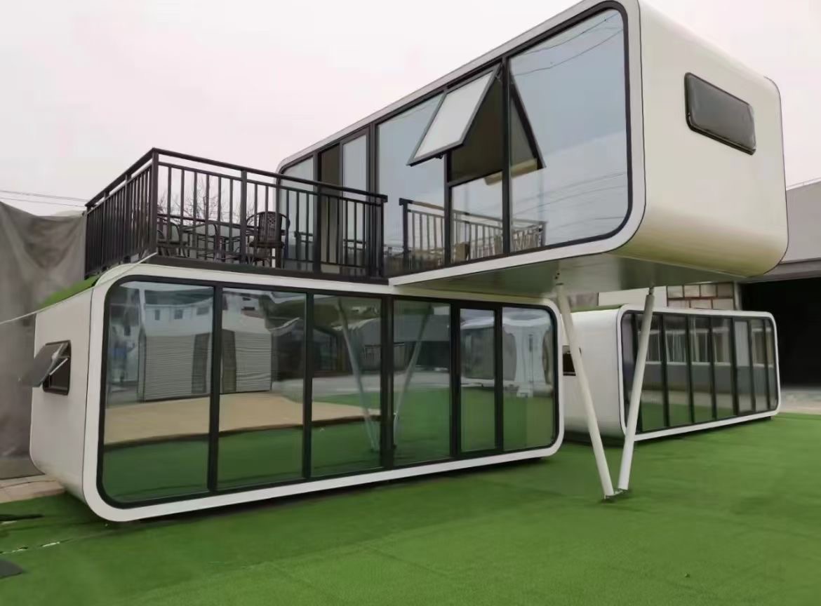 Direct Supply Modern Prefab House Contemporary Design Steel Luxury Container House for Space Capsule Bed Hotel Cabin