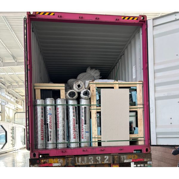 Russia Custom Luxury Capsule House Quick Install Modular Prefab Pod Home / Mobile Apple Cabin Factory