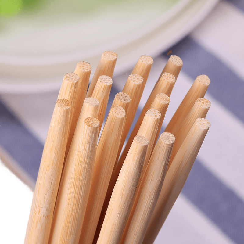 Upgrade Your Dining Experience with Customized Logo Round Disposable Bamboo Chopsticks For Household/Restaurant/Hotel