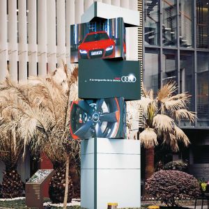 Quality 3000 * 2400 Rotating LED Screen Indoor Aluminum Alloy wholesale