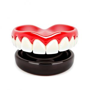 China Delivering Confidence The Power Of Aesthetically Pleasing Ceramic Dental Crowns on sale
