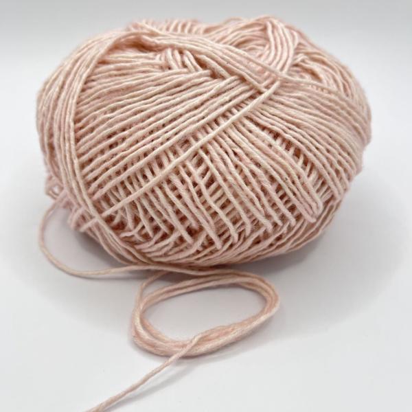 Customized 2.6NM Hand Arm Knit Yarn Craft 80%Cotton 20% Acrylic Baby Knit And Crochet Yarn