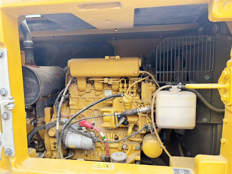 Good Condition Mini Caterpillar Used Cat 307.5 Excavator in Shanghai 1000 Working Hours 8000 KG
