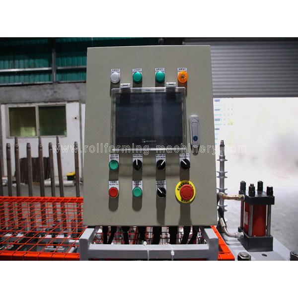 Taiwan Tpye Roller Shutter Door Roll Forming Machine GCr12 Steel Rolled