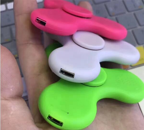 2017 new hot bluetooth speaker high speed BT 4.0 bluetooth finger spinner fidget spinner for travel people 1113