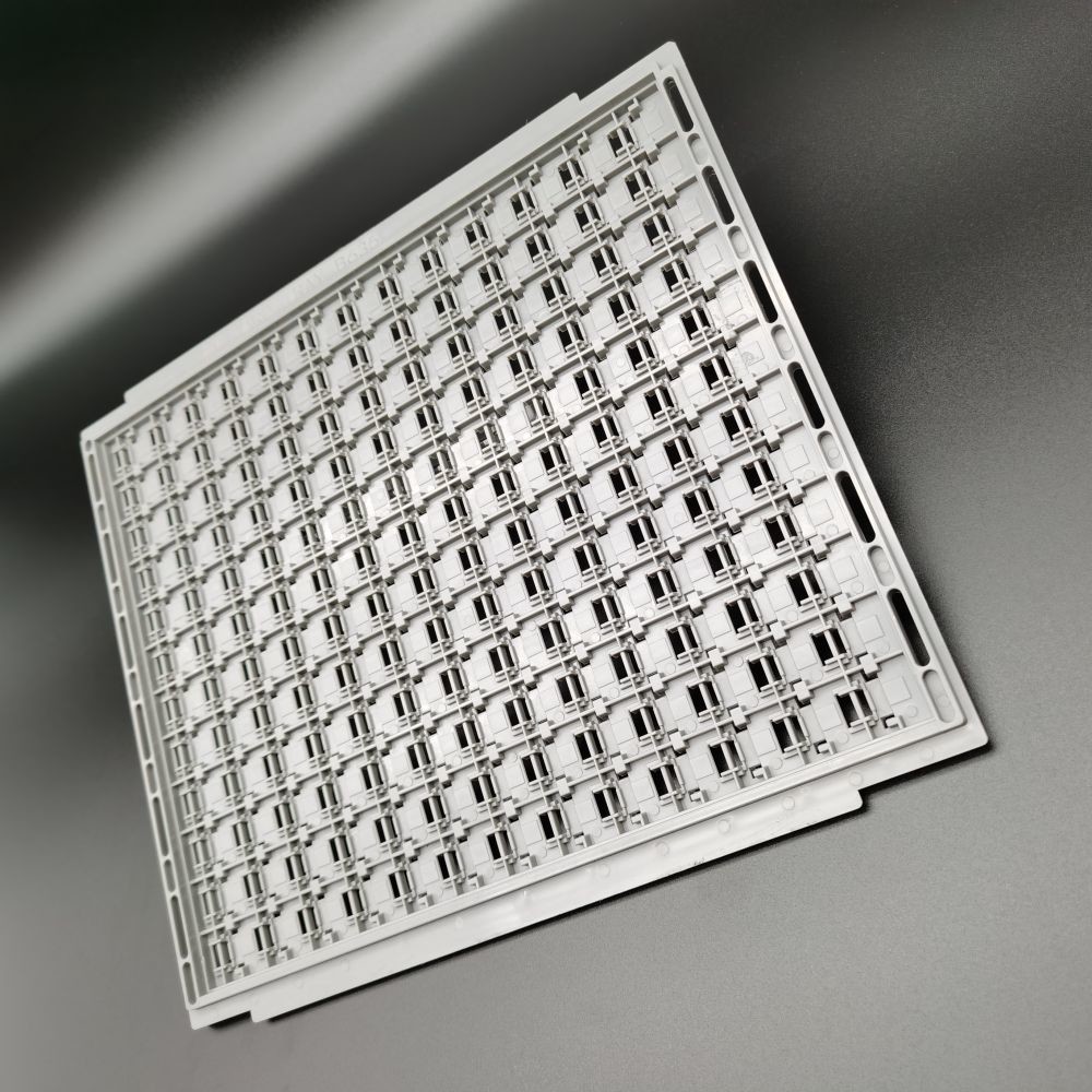 Carrying IC White ABS Anti Static Trays Reusable ISO Certificate