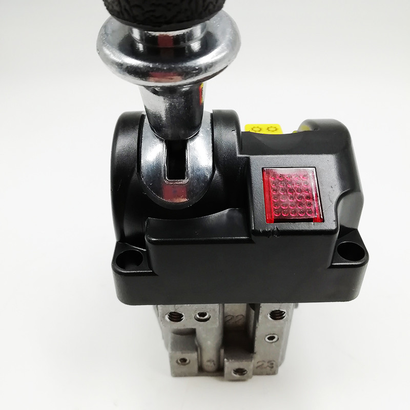 Irregular Structure Dump Truck Controls Valve 1/8" PTO Control Switch Silver Color