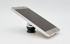 China Universal Strong Magnet for 360 Rotate Mobile Phone Holder In Car on sale