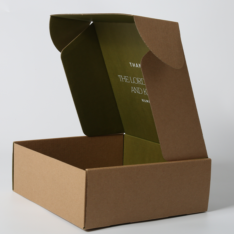Embossing Debossing Kraft Corrugated Box Brown Craft Packaging For Hats And Clothes