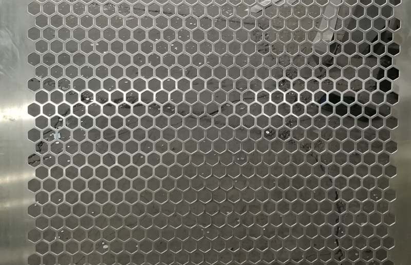 11 gauge – 22 gauge Honeycomb Wire Mesh