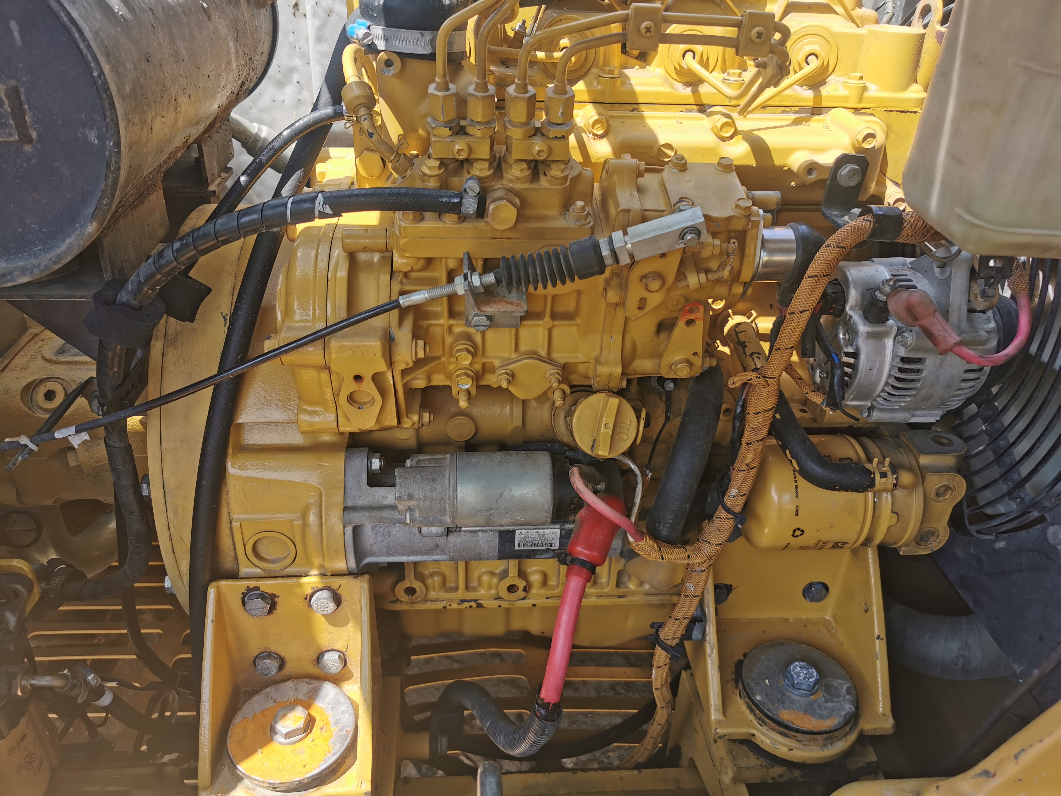Original Hydraulic Cylinder Used CAT306E America Excavator with 0.25 Bucket Capacity
