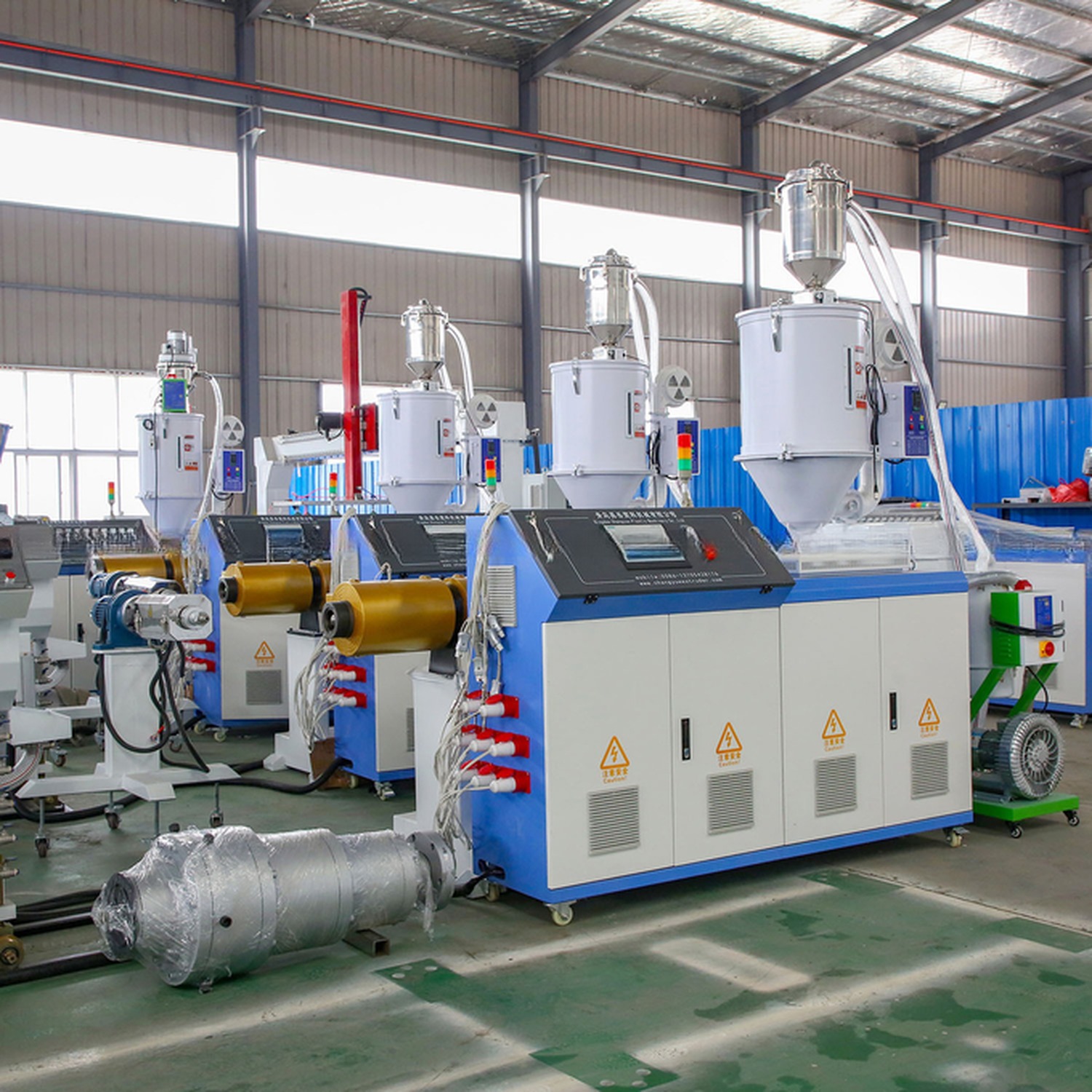 Highly Productive Geo Extrusion Machine for Fast and Accurate Geo Material Extrusion