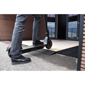 Close-up of rubber ramp texture