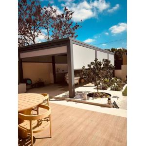 Quality Motorized Outdoor Window Roller Zip Track Blinds Waterproof Patio Curtains adjustable with awning door roller wholesale