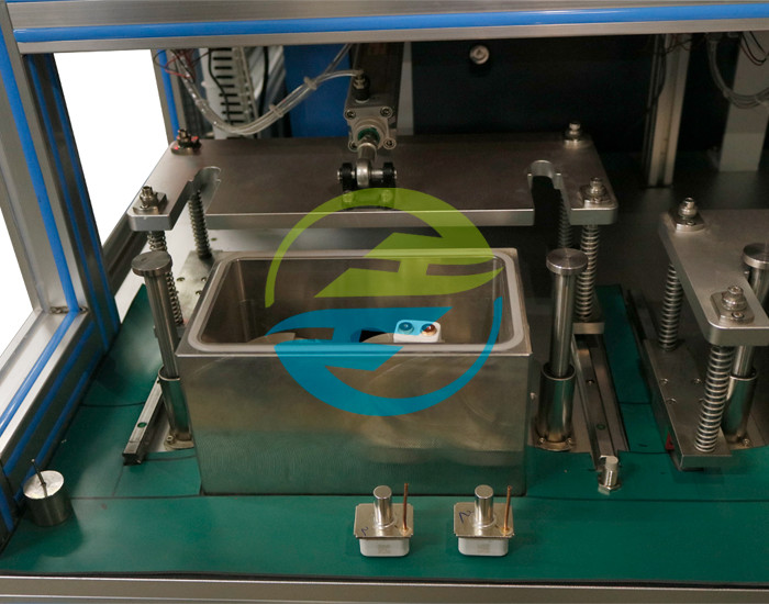 4 Stations Sealed Multistation Helium Mass Spectrometry Leak Detector With Leak Testing Equipment