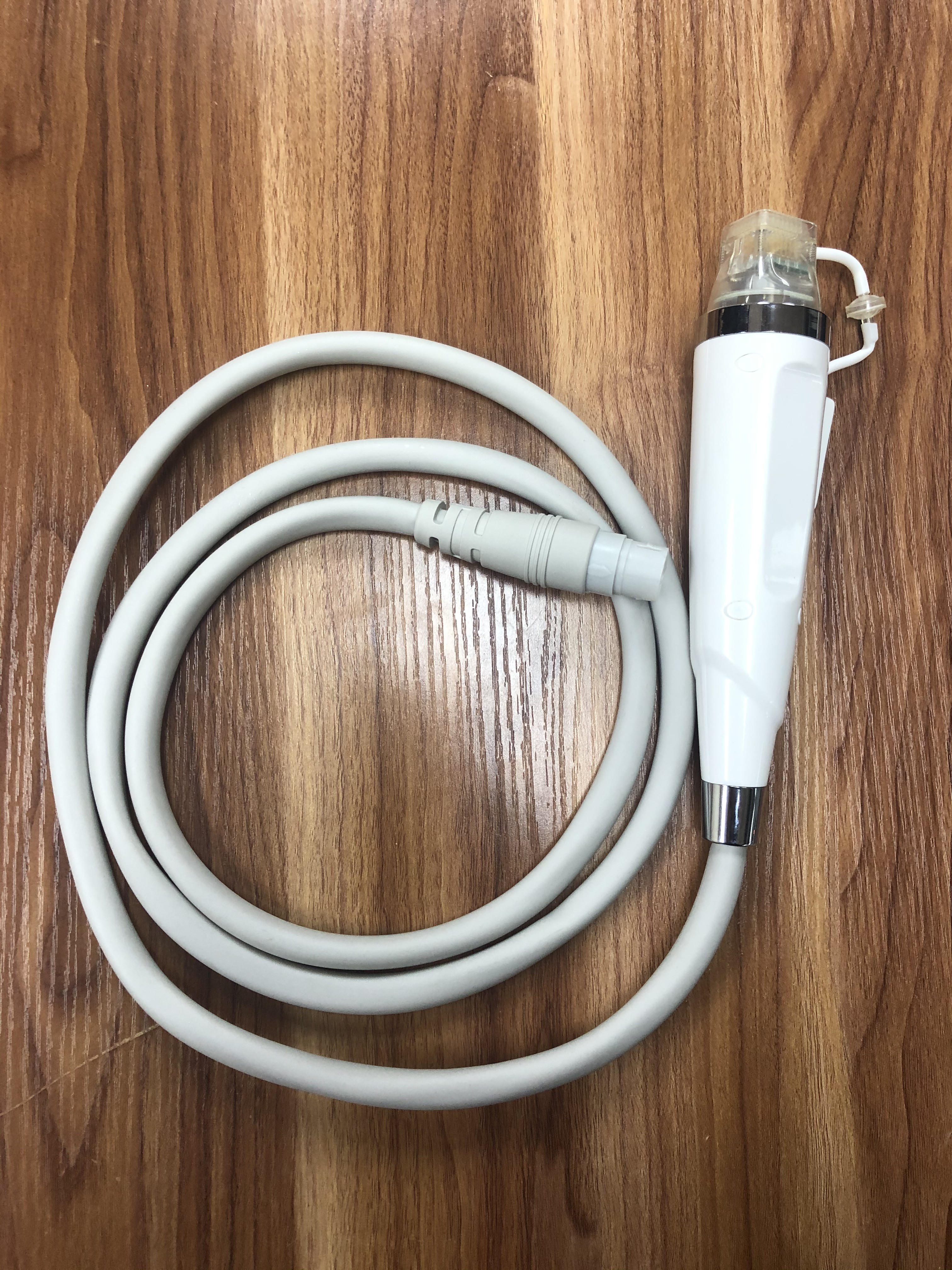 Fine Needle RF Microneedling Machine Titanium Alloy 2~4Mhz Gold Plating