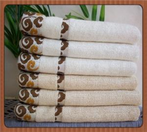Quality customized wholesale 100% bamboo plain dyed jacquard bath towel wholesale