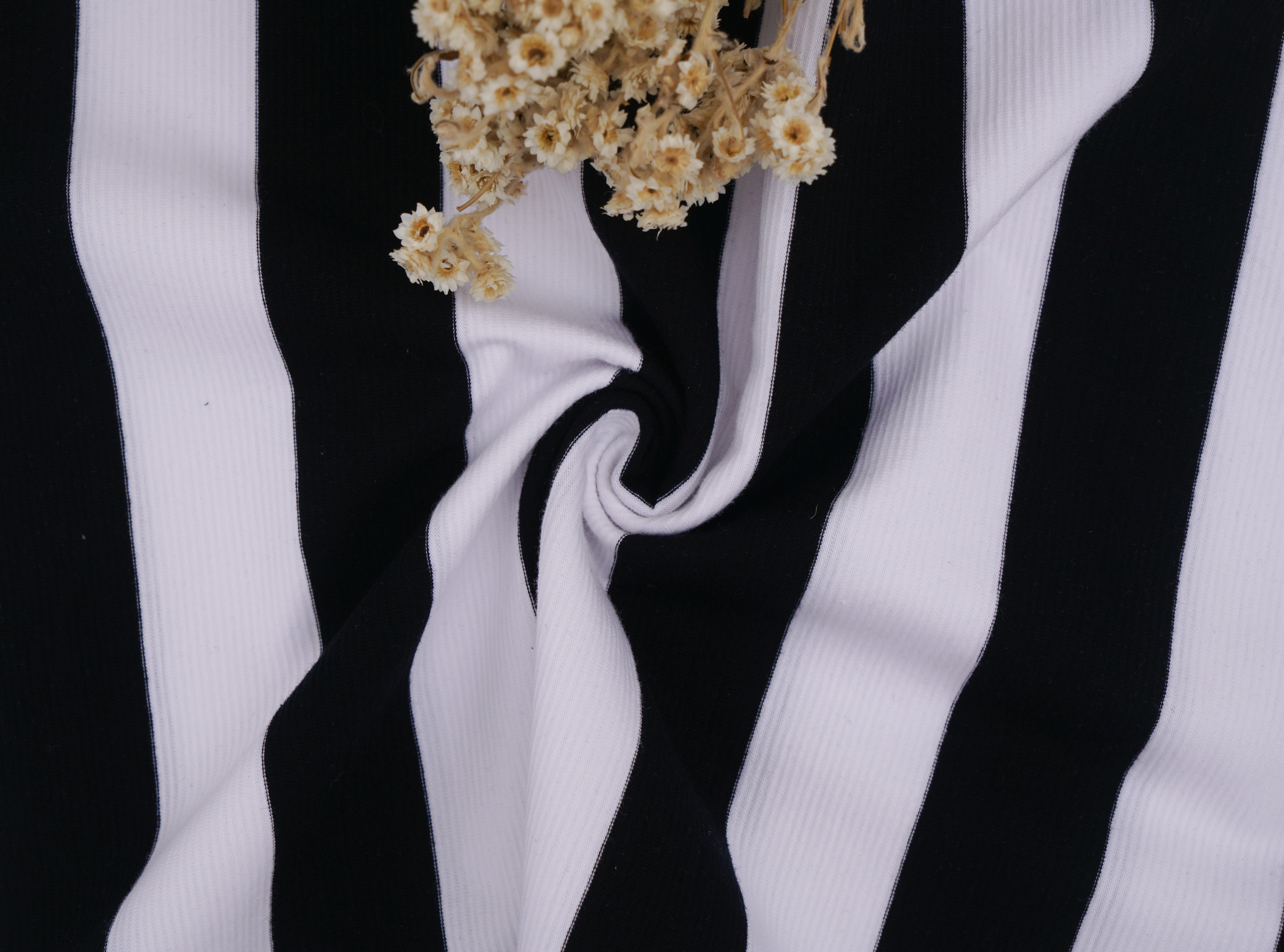 Skin-Friendly Comfortable And Smooth Striped Knit Fabric For Casual Wear